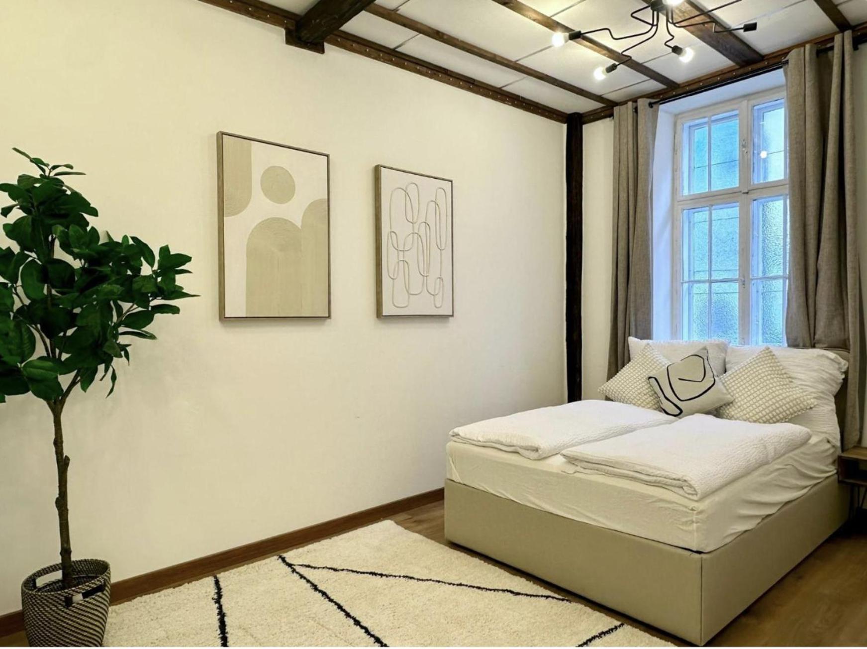 Apartment Eden Schoenbrunn Garden Wien